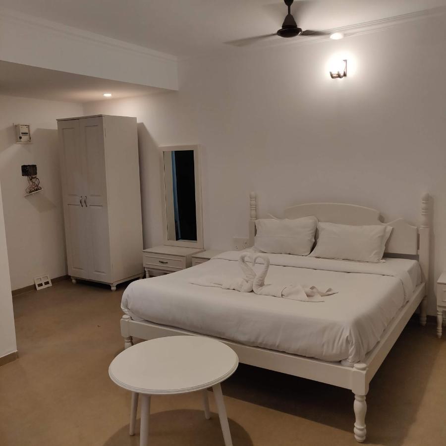 Studio Apartment By Leela Homes Arpora Kültér fotó